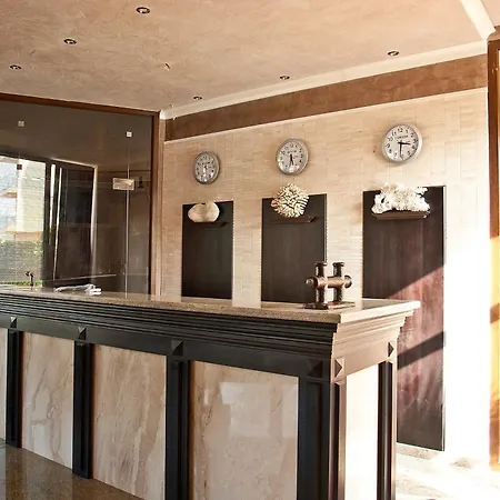 Dolphin Coast Apartment *